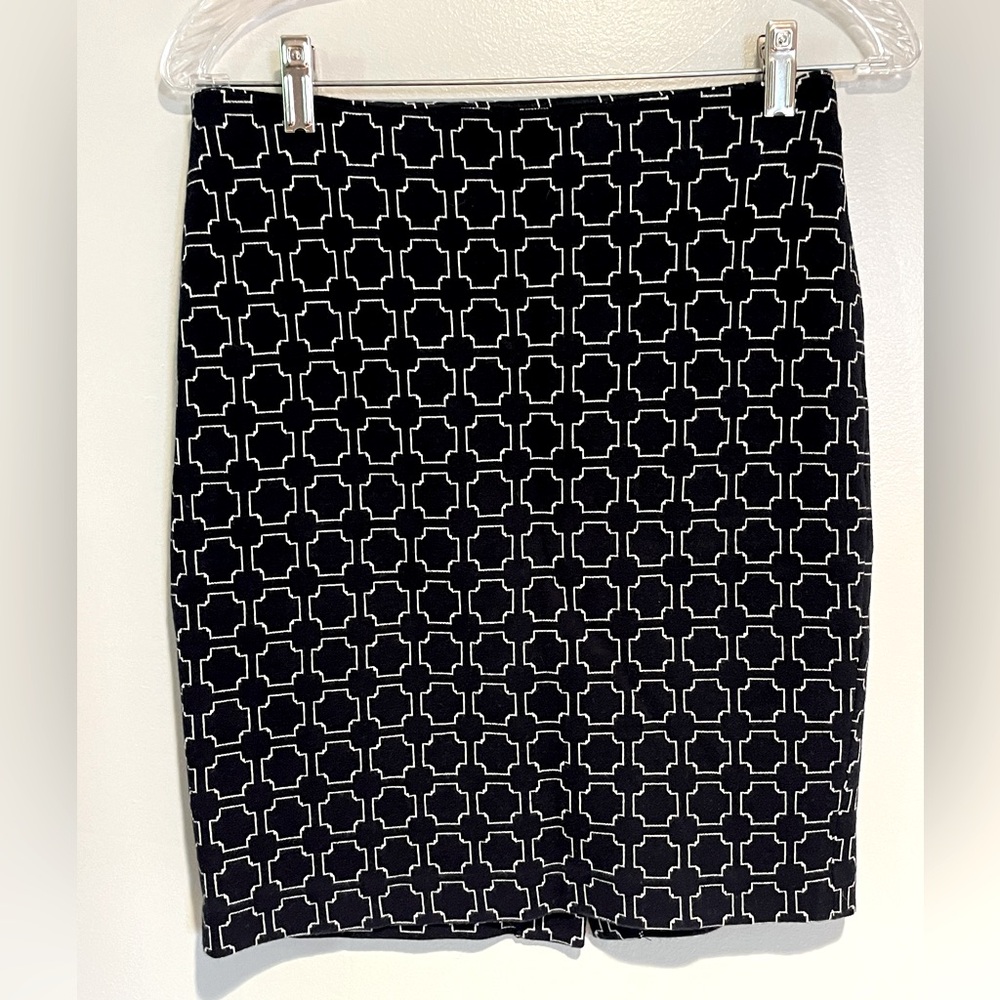 TALBOTS Geometric Navy Blue Print Mini Skirt Womens Size 2 Petite